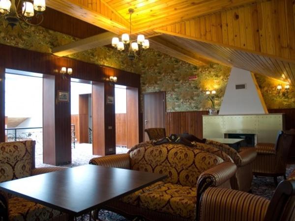 Marco Polo Hotel Ulʼyanovka Exteriör bild