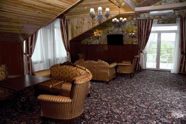 Marco Polo Hotel Ulʼyanovka Exteriör bild